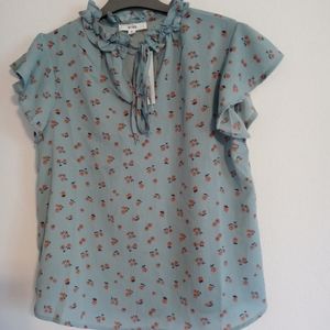 Mine Blouse short sleeve with flower patte…
